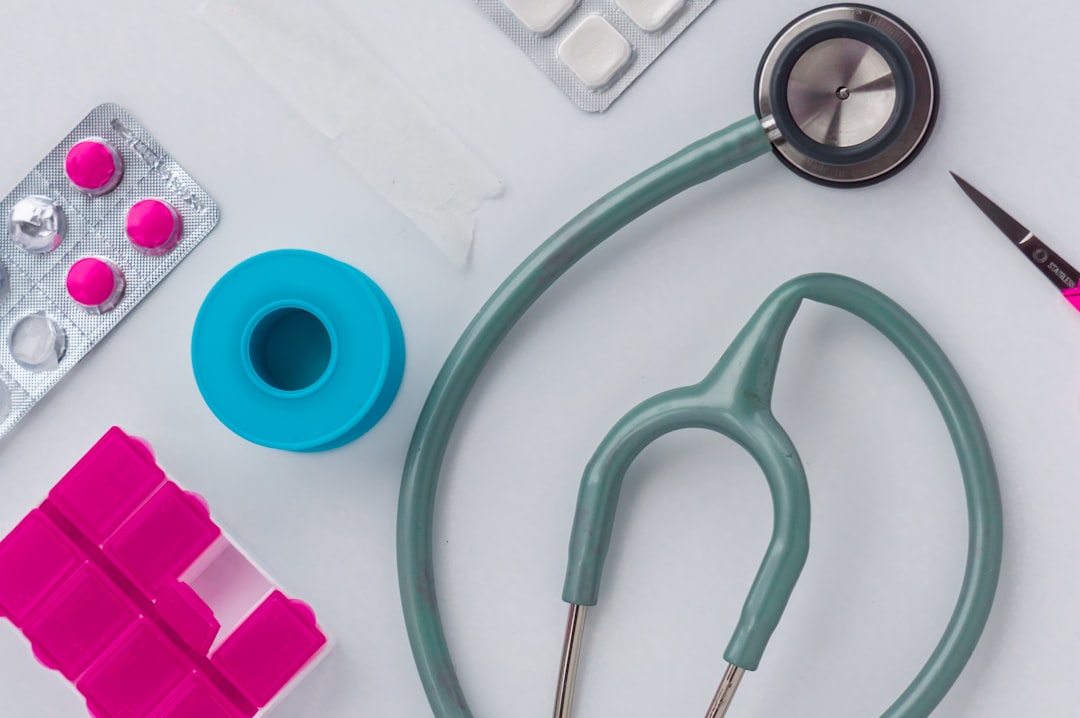 Attributs médicaux utilisés par un médecin, une infirmière ou un praticien dans un hôpital ou un cabinet
